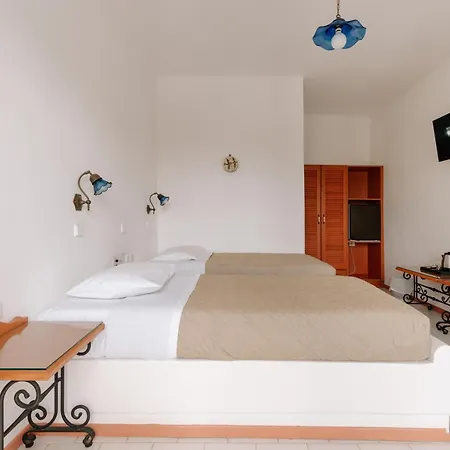 Albatross Hotel 4*