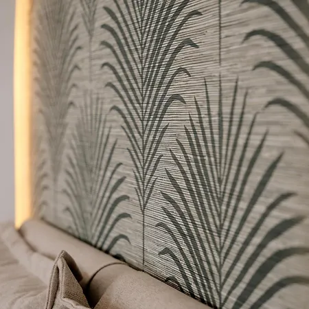 Pnoi ホテル ロガラス