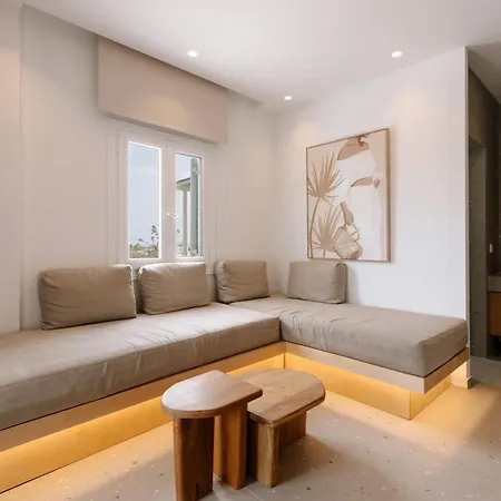 Hotel Pnoi 4*