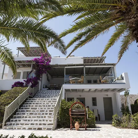 Pnoi Hotel Logaras
